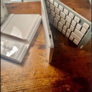 **Brand New** 
Zoom Bluetooth Foldable Keyboard, Special T-Mobile edition